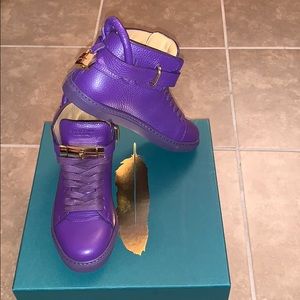 Women’s Buscemi Sneaker (Purple/Gold)